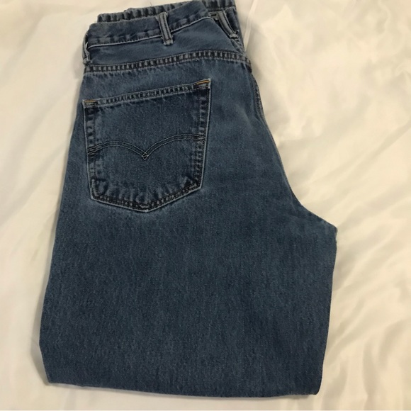 Levi’s 550 Mens size 38 W x 32 L - Picture 3 of 9